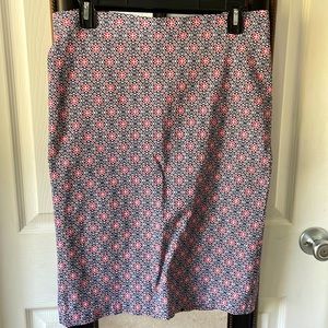Stretchy red and blue patterned pencil skirt - size Medium